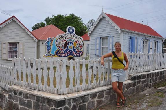 Passeando na simpática Oranjestad, capital de Sint Eustatius - Caribe